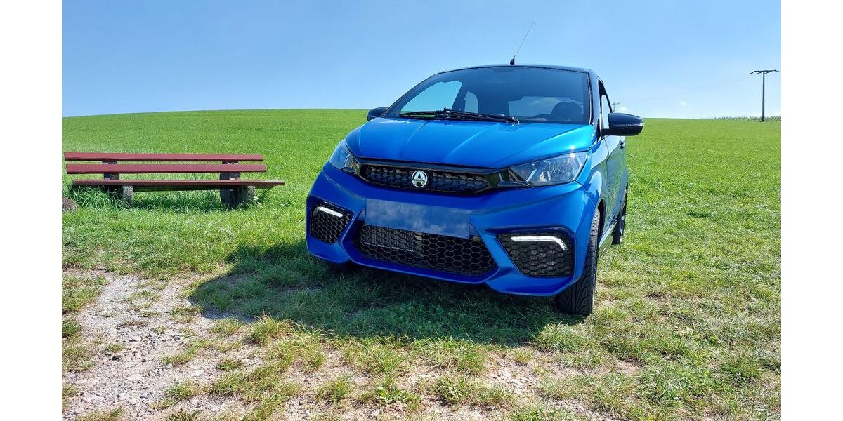 Aixam Coupé 7.400 km 16.999 &euro; Gräfensteinberg 91729