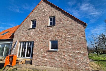 Haus Geldern - 1.900&euro; | Angebot:25375479