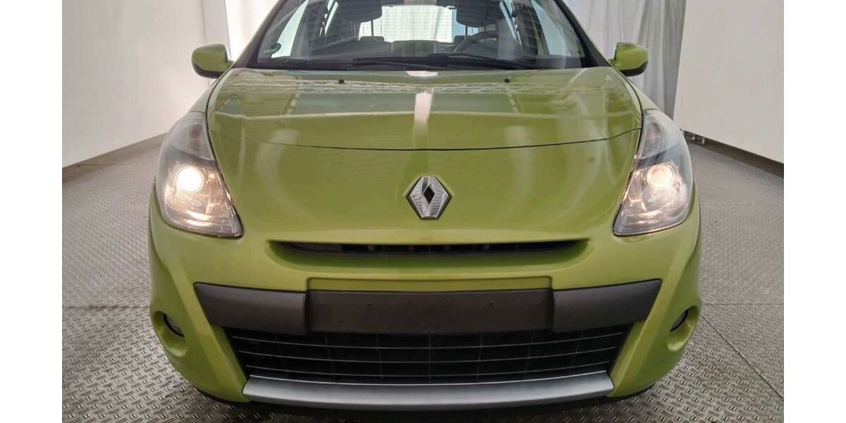 Renault Clio 127.900 km 3.750 &euro; Iserlohn 58638