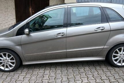 Mercedes-Benz B 200 249.000 km 3.300 &euro; Ottensoos 91242