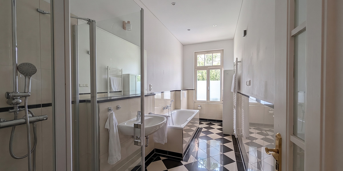ZENTRUM SÜD-OST + 4 RAUM WOHNUNG + 2 BALKONE + AUFZUG + VERMIETET - Etagenwohnung Leipzig Zentrum-Südost | Angebot:27298600
