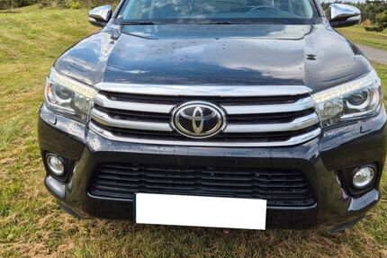 Toyota Hilux 86.000 km 22.500 &euro; Püttlingen 66346