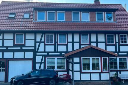 Haus Dassel - 14 Zimmer, 328 m&sup2;, 279.000&euro; | Angebot:26991117
