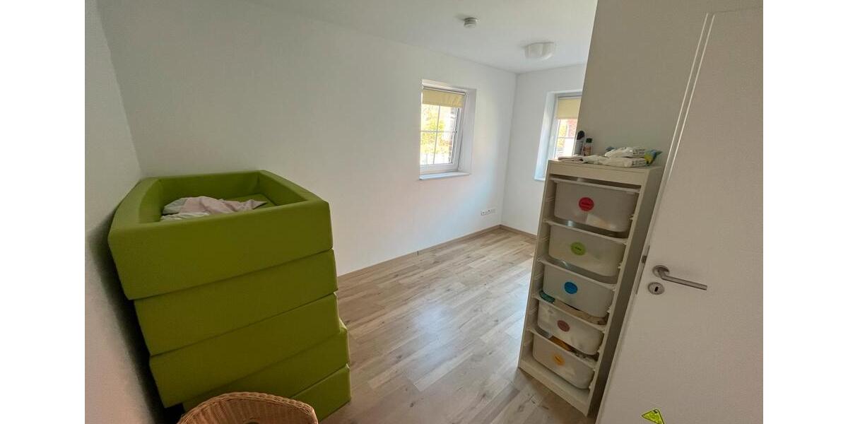 Erdgeschoßwohnung Delmenhorst Bungerhof - 4 Zimmer, 119 m&sup2;, 1.300&euro; | Angebot:26033133