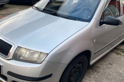 Skoda Fabia 299.300 km 1.400 € Leipzig / Holzhausen 04288