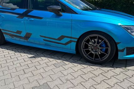 Seat Leon 195.000 km 8.497 &euro; Traunreut 83301