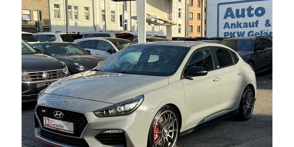 Hyundai i30 74.465 km 19.850 &euro; Oberhausen 46045