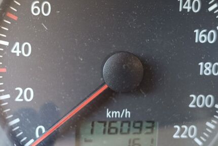 VW Polo 176.093 km 1.450 &euro; Burbach 57299