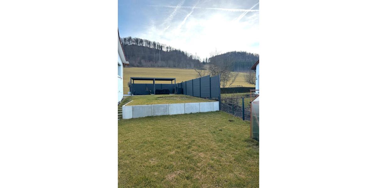 Einfamilienhaus Burladingen - 9 Zimmer, 282 m&sup2;, 648.000&euro; | Angebot:27082731