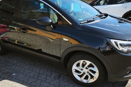 Opel Crossland (X) 48.735 km 12.000 &euro; Bad Reichenhall 83435