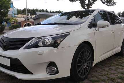 Toyota Avensis 185.000 km 6.500 &euro; Frankfurt (Oder), Stadt 15230