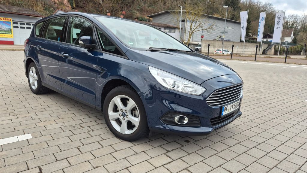 Ford S-Max 73.000 km 17.600 &euro; Pforzheim 75175