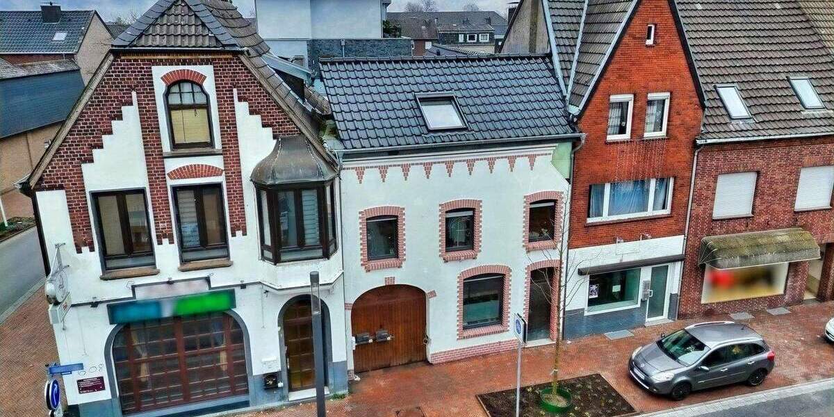 Mehrfamilienhaus, Wohnhaus Geldern - 7 Zimmer, 200 m&sup2;, 299.000&euro; | Angebot:25744053