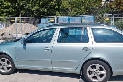 Skoda Octavia 133.500 km 5.750 &euro; München 80469