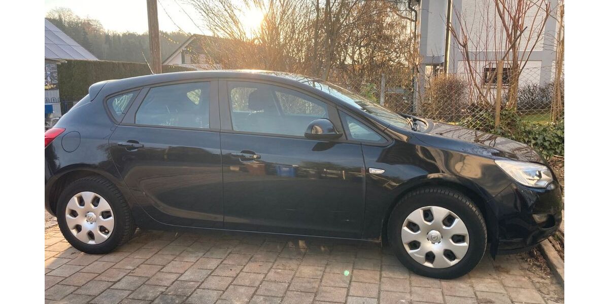 Opel Astra 190.000 km 2.900 &euro; Obergriesbach 86573