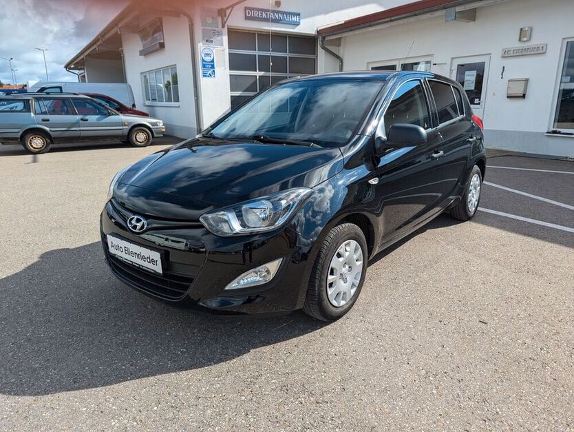 i20