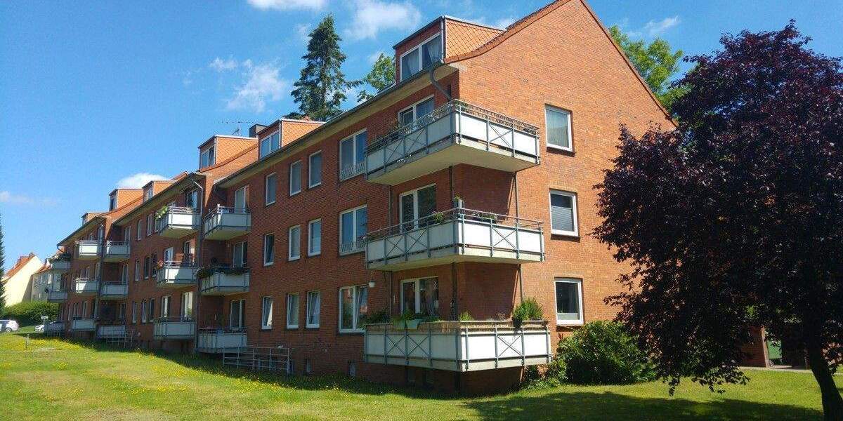 Nähe Uni: Schöne 2 Zimmer-Wohnung mit West-Balkon in 23562 LübeckSt. Jürgen 2 zimmer