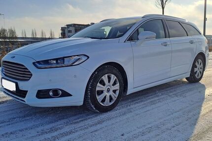 Ford Mondeo 235.680 km 7.300 &euro; Landau 76829
