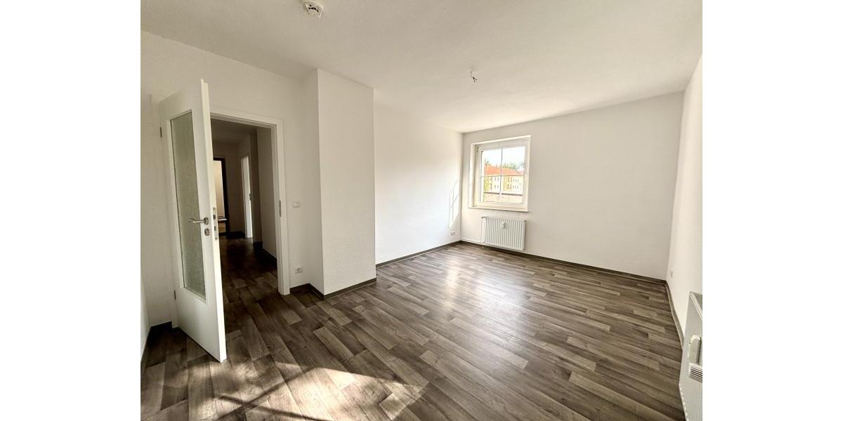 Etagenwohnung Staßfurt - 2 Zimmer, 52 m&sup2;, 312&euro; | Angebot:26493720