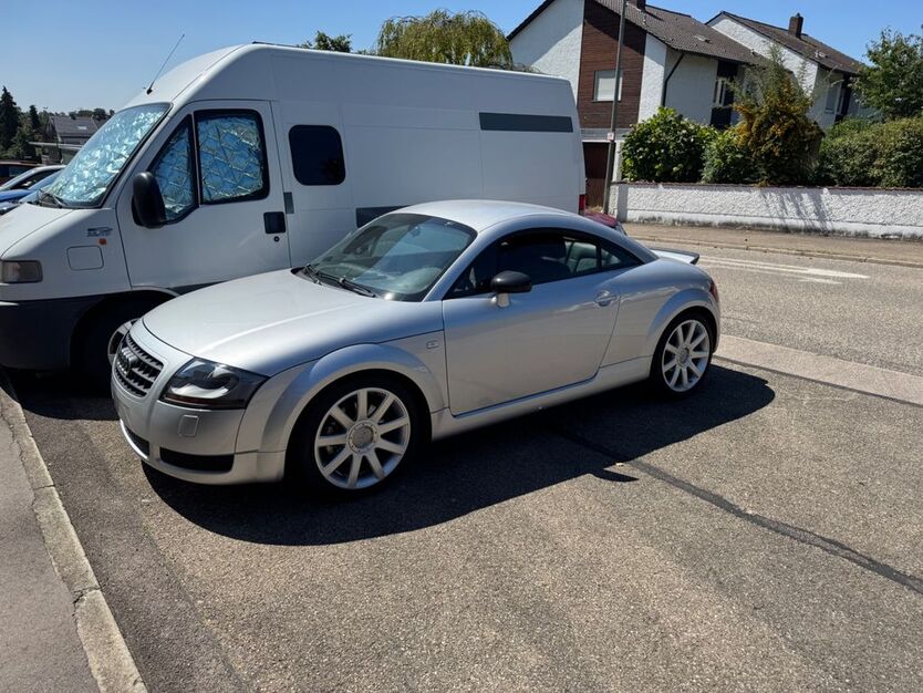Audi TT 205.000 km 10.500 € Ingolstadt 85053