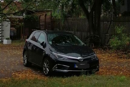 Toyota Auris 99.600 km 13.800 &euro; Wedemark 30900