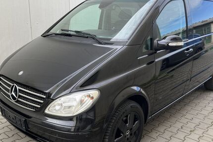 Mercedes-Benz Viano 157.000 km 10.990 &euro; Berlin 12277