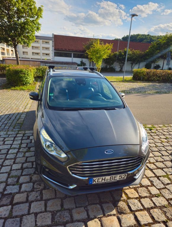 Ford S-Max 149.600 km 15.500 € Kelheim 93309