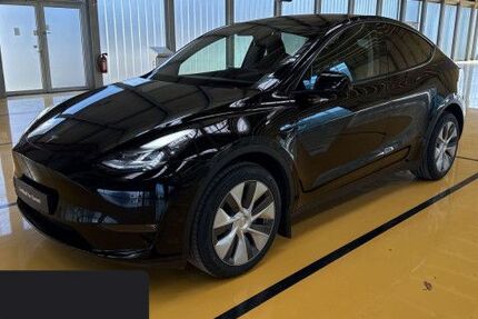 Tesla Model Y 67.349 km 33.600 &euro; Hanau 63457
