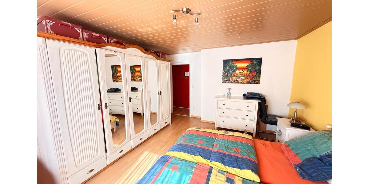 Mehrfamilienhaus, Wohnhaus Pforzheim Eutingen - 7 Zimmer, 175 m&sup2;, 599.000&euro; | Angebot:25510335