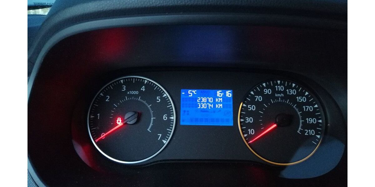 Dacia Duster 23.870 km 13.750 &euro; Eisenberg 07607