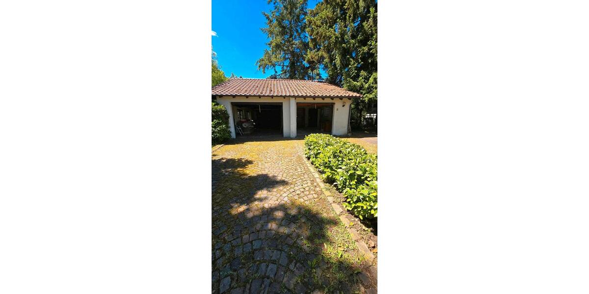 Reihenhaus Trossingen - 8 Zimmer, 192 m&sup2;, 490.000&euro; | Angebot:26906853