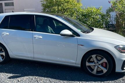 VW Golf 80.400 km 22.900 &euro; Sankt Augustin 53757