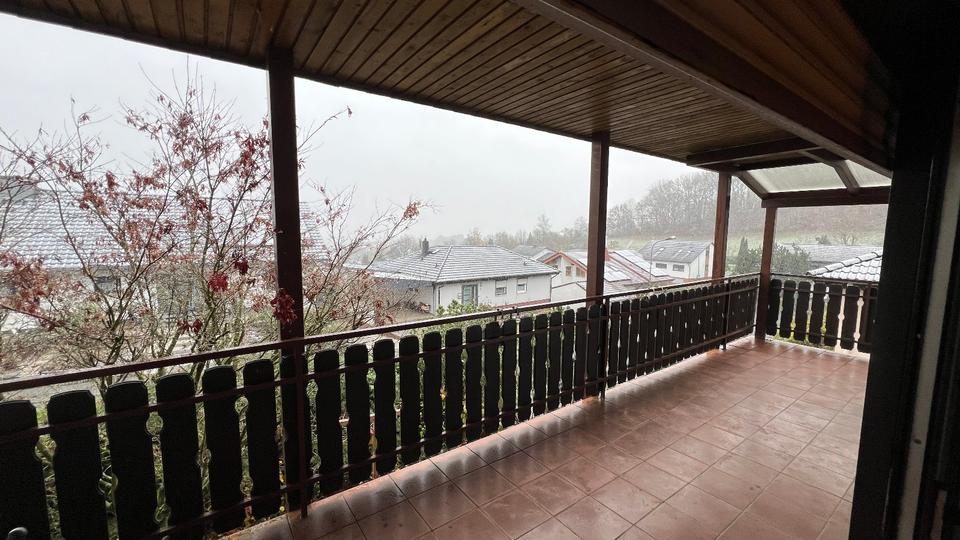 Einfamilienhaus Winnweiler - 7 Zimmer, 270 m&sup2;, 2.390&euro; | Angebot:23007816