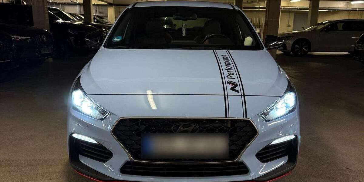 Hyundai i30 57.000 km 24.000 &euro; Karlsruhe 76187