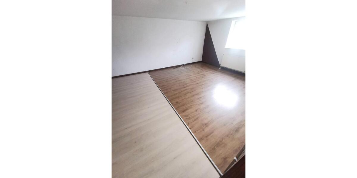 Etagenwohnung Volkmarsen - 3 Zimmer, 94 m&sup2;, 650&euro; | Angebot:26365806