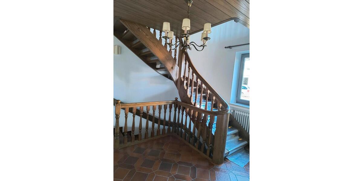 Doppelhaushälfte Straubing - 5 Zimmer, 160 m&sup2;, 1.350&euro; | Angebot:26163412