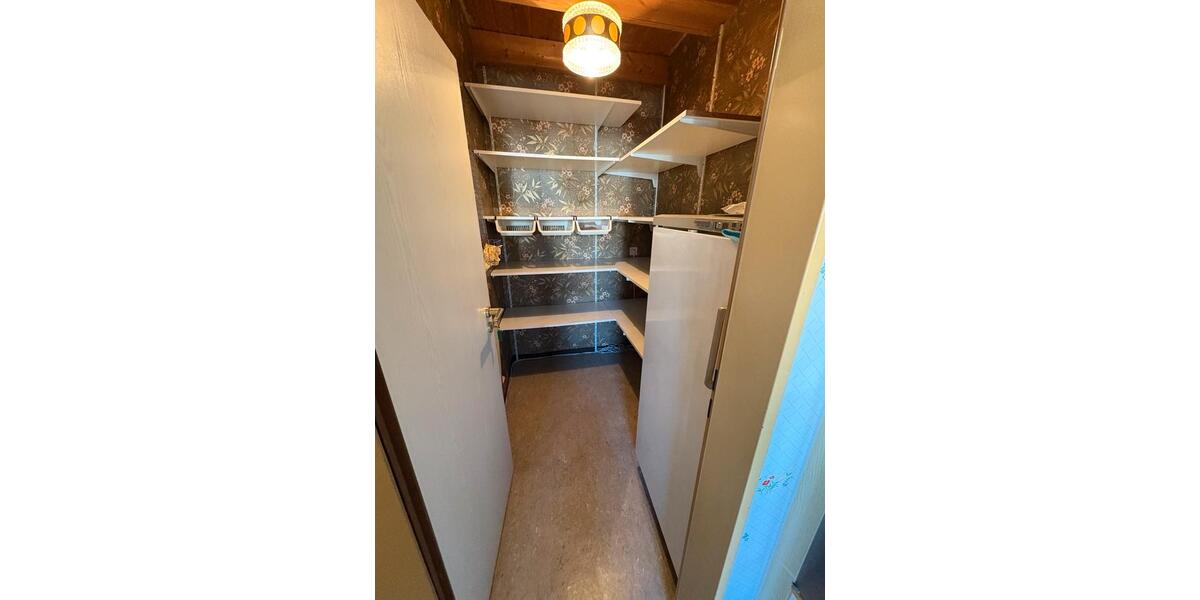 Etagenwohnung Kösching - 4 Zimmer, 160 m&sup2;, 480&euro; | Angebot:25996055