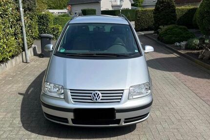 VW Sharan 369.600 km 3.500 &euro; Versmold 33775