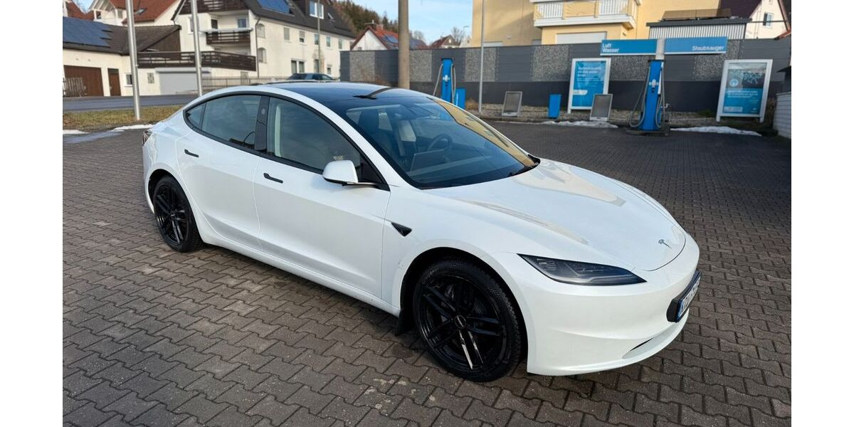 Tesla Model 3 10.200 km 40.500 &euro; Ursberg 86513