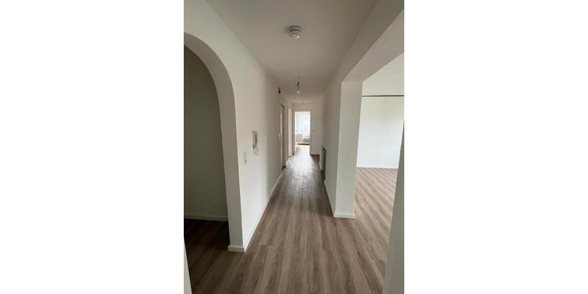 Etagenwohnung Münsingen - 4 Zimmer, 90 m&sup2;, 960&euro; | Angebot:26063408
