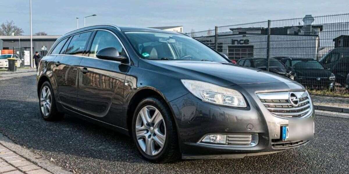 Opel Insignia 129.000 km 7.499 &euro; Flörsheim am Main 65439
