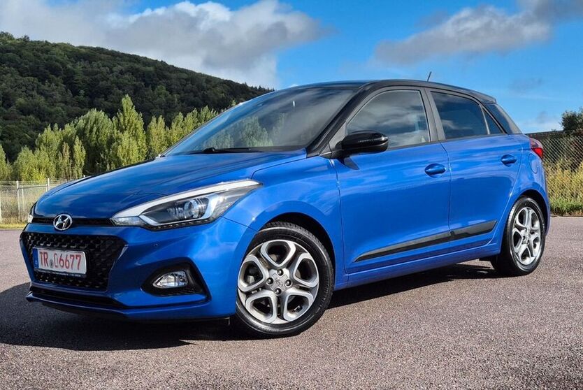 i20