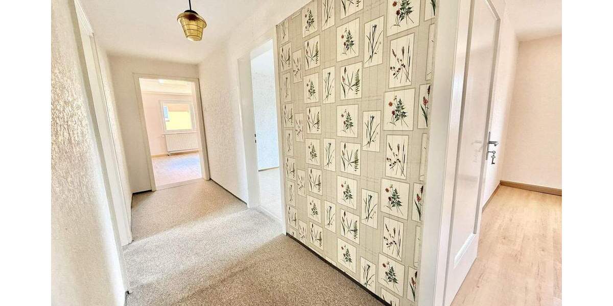 Doppelhaushälfte Altenstadt - 9 Zimmer, 214 m&sup2;, 275.000&euro; | Angebot:25247554