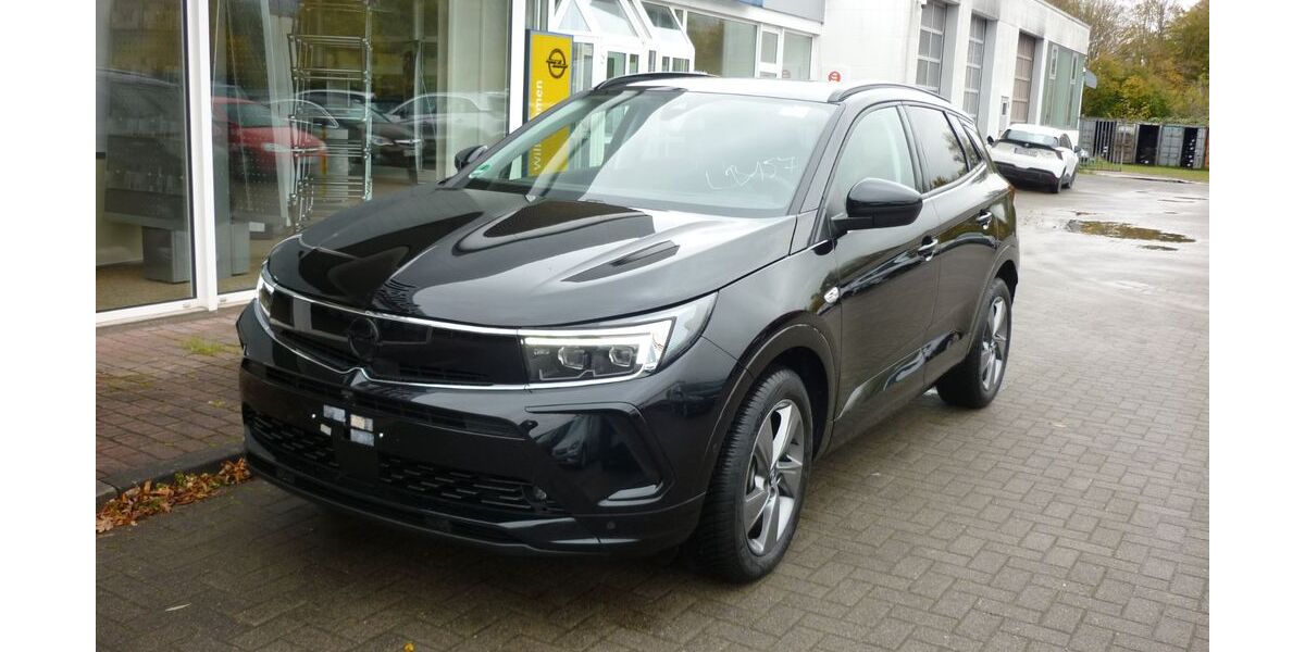 Opel Grandland (X) 14.500 km 26.900 &euro; Eggesin 17367