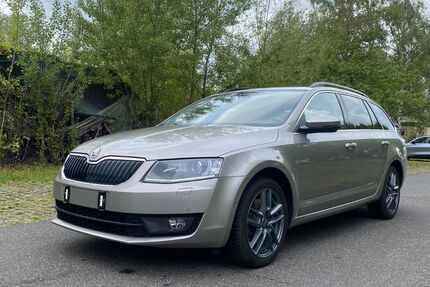 Skoda Octavia 145.600 km 11.900 € Würzburg 97072