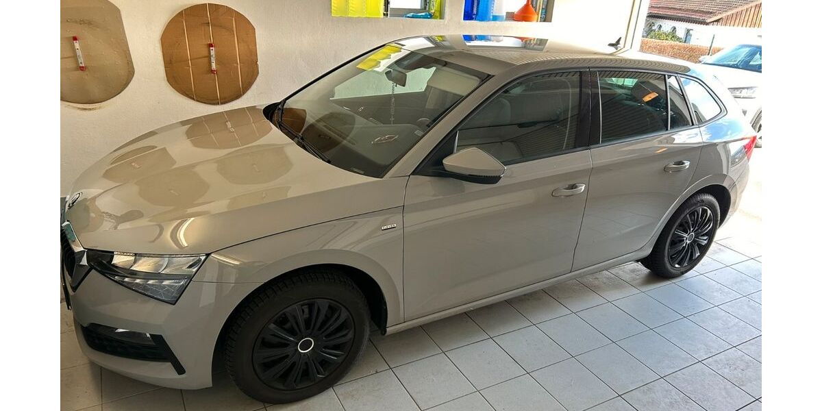 Skoda Scala 44.000 km 13.900 &euro; Regen 94209