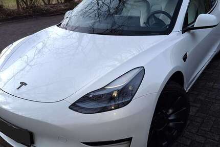 Tesla Model 3 17.233 km 39.650 &euro; Bad Lippspringe, Stadt 33175