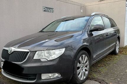 Skoda Superb 211.000 km 5.100 &euro; Weil der Stadt 71263