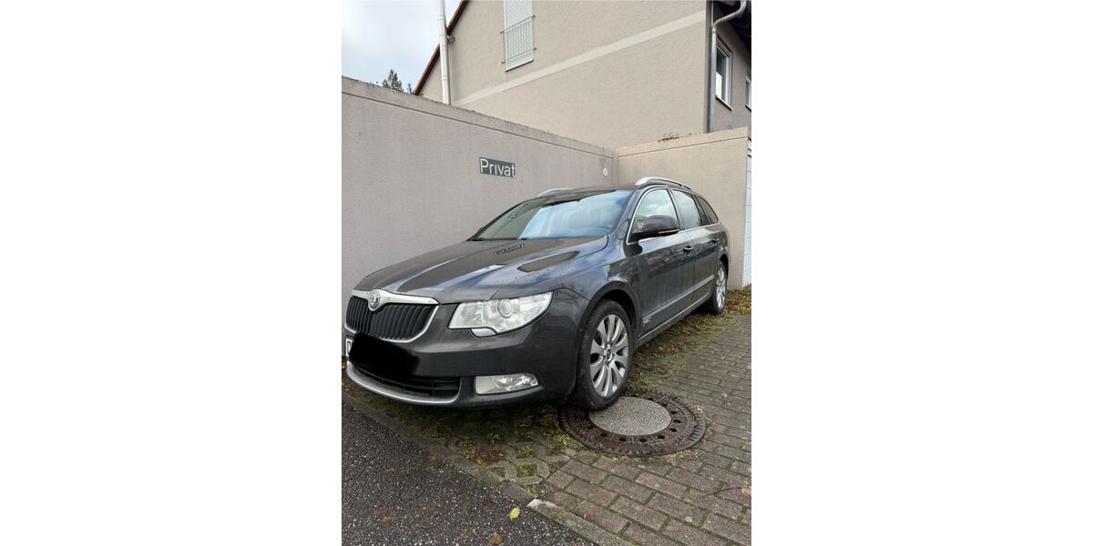 Skoda Superb 211.000 km 5.100 &euro; Weil der Stadt 71263