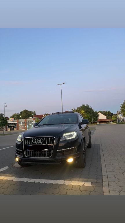 Q7